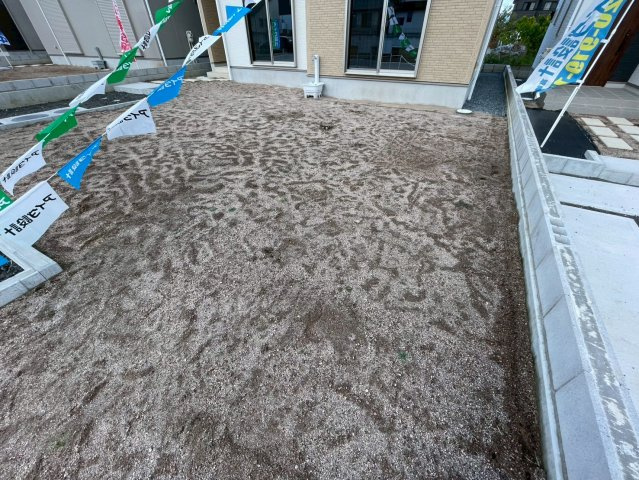 【庭】 | いろどりアイタウン富岡市下高瀬