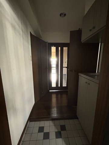 ルナポリスの玄関|毎日通る玄関はこちらです