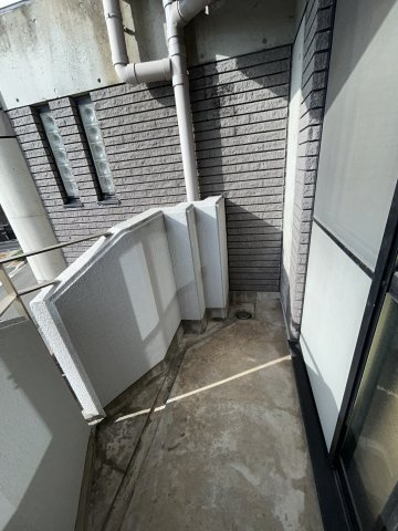 ルナポリスのバルコニー|暖かな日差しのふりそそぐバルコニー