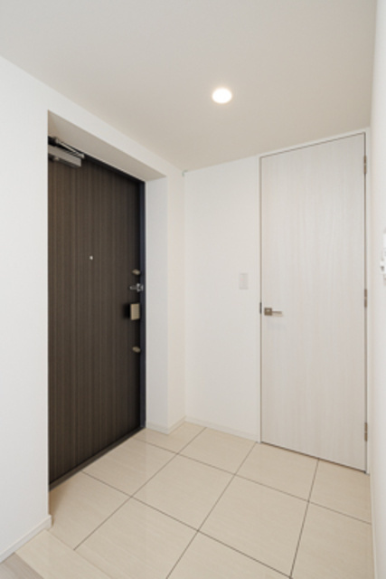 ベルヴュコート柏の玄関|※写真は同タイプ住戸です。