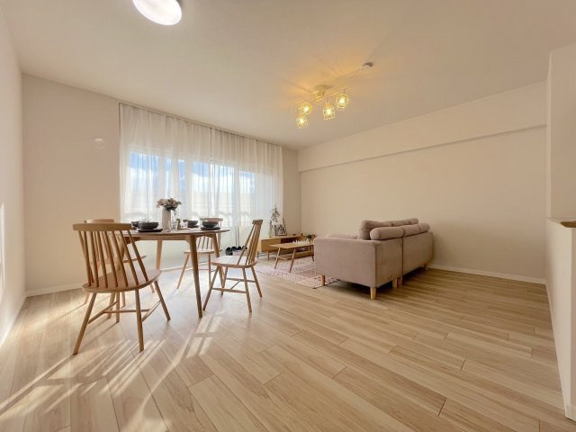 ふよう香椎浜ハイツの居間・リビング