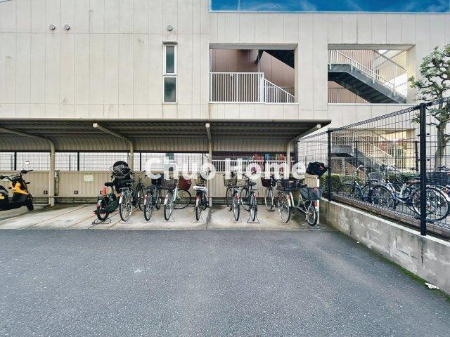 タウンハイツ亀有2号棟の駐輪場|【自転車置き場】最新の空き状況や費用などの詳細は担当スタッフまでお問い合わせください。