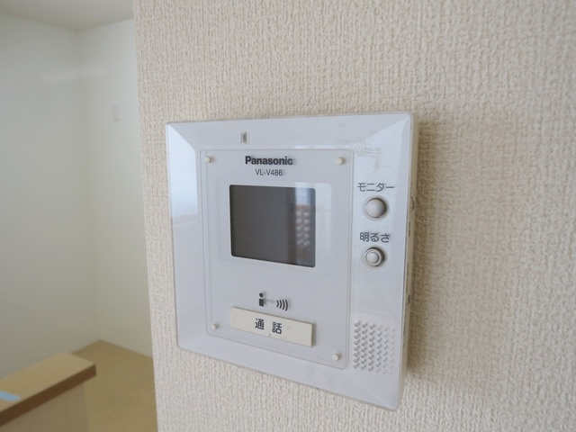 ハリソンズコートシミズのセキュリティ|TV付きインターホン完備です♪