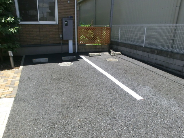 ハリソンズコートシミズの駐車場|駐車場有ります！(要空き確認)