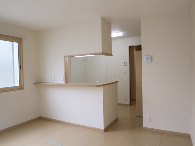 ハリソンズコートシミズのキッチン|カウンターキッチン完備です♪