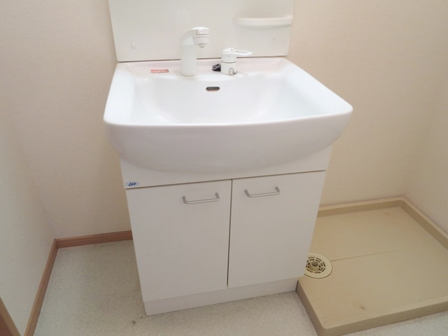 ハリソンズコートシミズの洗面所|きれいな洗面台完備です♪