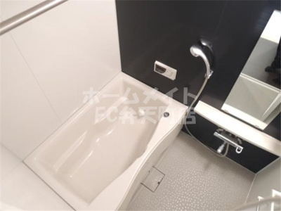 【浴室】 | ラブニール西長堀パークフロント | おしゃれなお風呂です