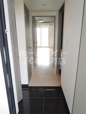 【玄関】 | ラブニール西長堀パークフロント | きれいな玄関です