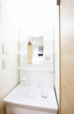 【洗面所】 | ルミナス中山 | 洗面台です。