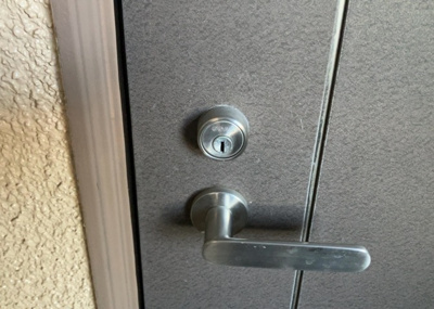 【防犯設備】 | パレス町田 | 当然のことではありますが、オートロックやセンサーライト、ホームセキュリティーなどの防犯設備があれば、小さいお子様がいるご家庭も安心ですよね！まず物件購入の際は、防犯設備もチェックするようにしましょう。