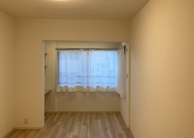 【子供部屋】 | パレス町田 | 子供が何人でも年齢によっては、受験時にしっかり壁のある個室があった方が良い場合もあります。難しい問題ですが、兄弟の人数や、性別や年齢差によって状況が異なりますので、数年後のこともしっかり考えましょう。