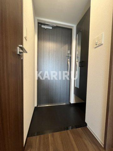 スワンズシティ大阪クレアストの玄関