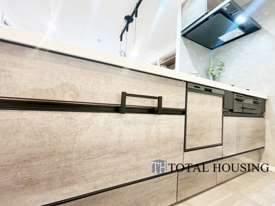 【キッチン】 | グリーンヴィラ琴似A棟 | キッチンワークしながら大切な家族との会話を楽しむ。家族のコミュニケーションが生まれるキッチンです♪