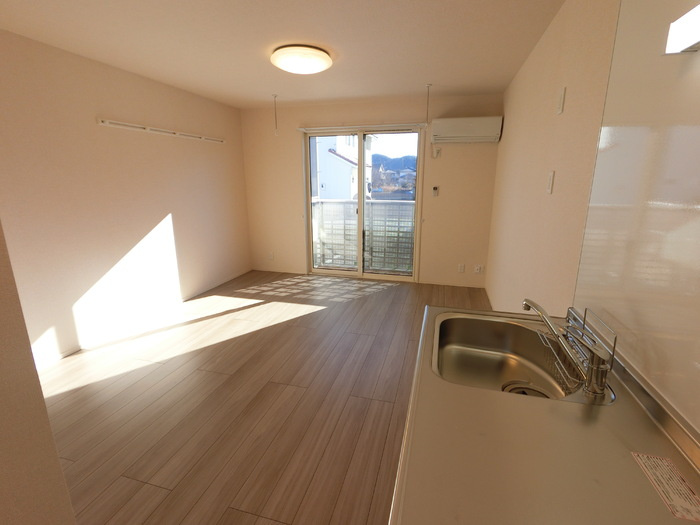 プレミストⅥの居間・リビング