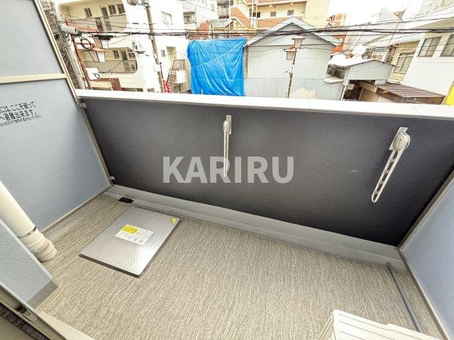 ファーストフィオーレ北大阪リアンのバルコニー