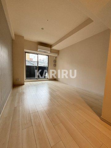 ファーストフィオーレ北大阪リアンの洋室