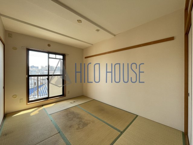 ミレニアム・リュウの寝室