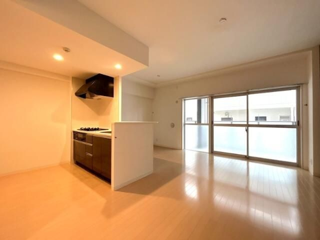 アルページュの居間・リビング