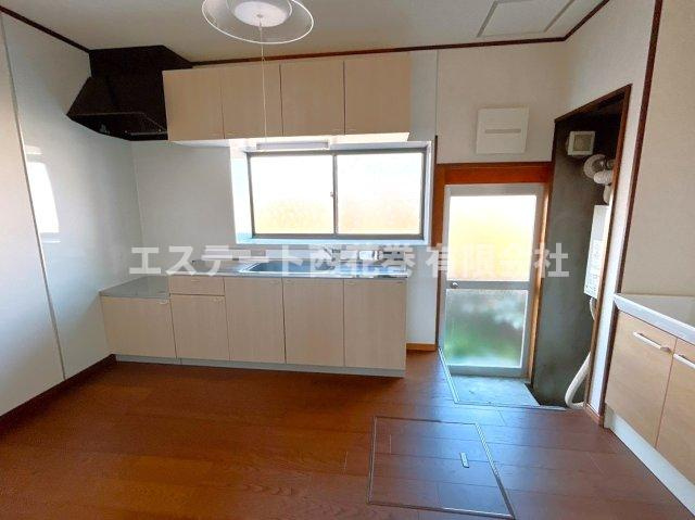 不動貸家の居間・リビング