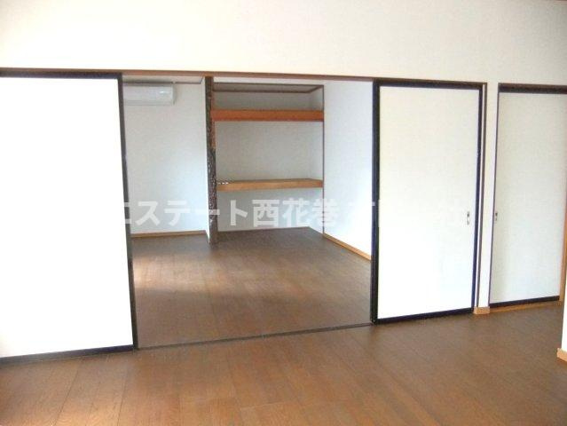 不動貸家の居間・リビング