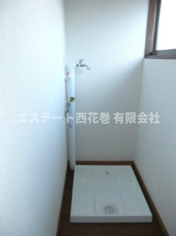 不動貸家の設備|洗濯機置き場