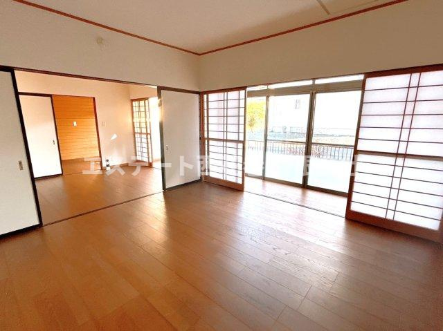 不動貸家の居間・リビング