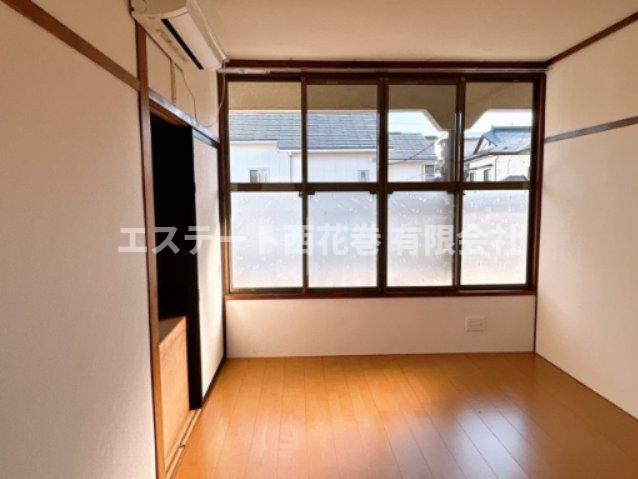 不動貸家の子供部屋|2階洋室、エアコンがあります・