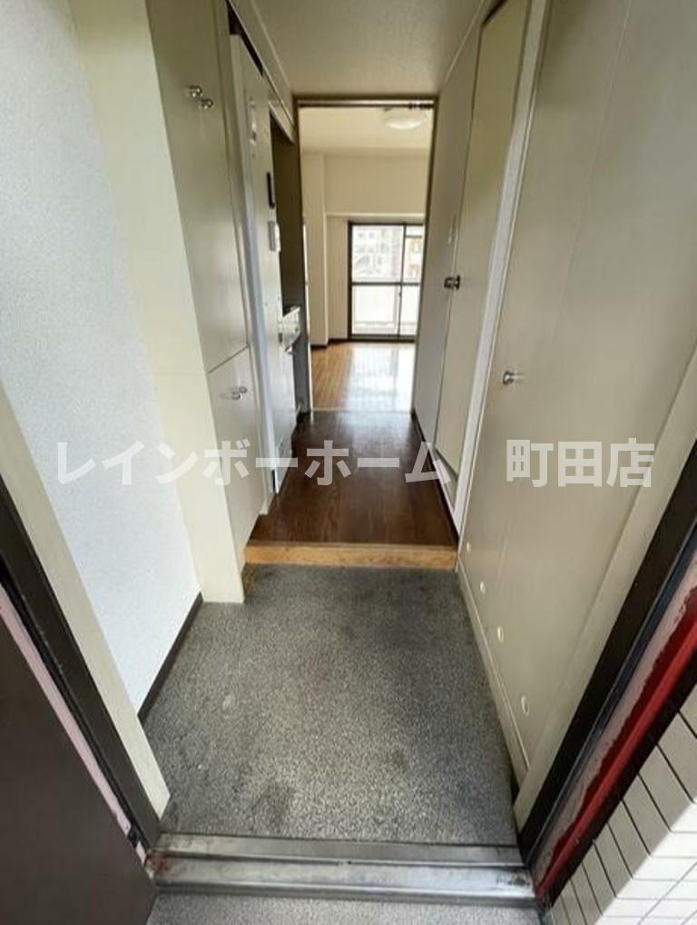 テディマンション※初期費用分割あと払いサービス利用可能物件の玄関