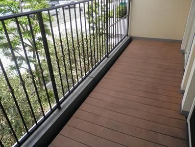 ラ・ベラ・ヴィータのバルコニー