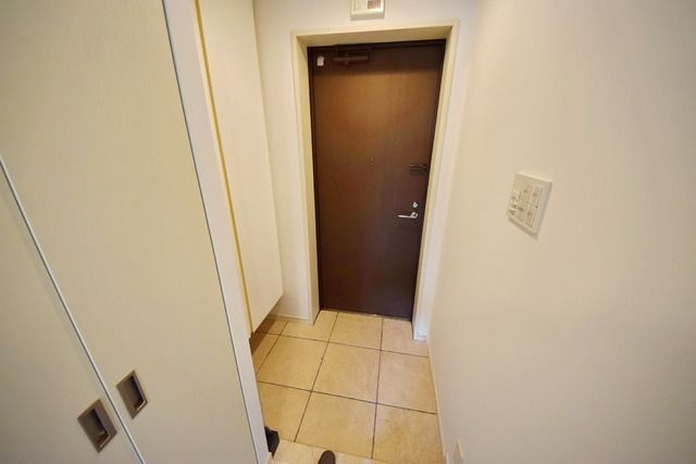 ラ・ベラ・ヴィータの玄関