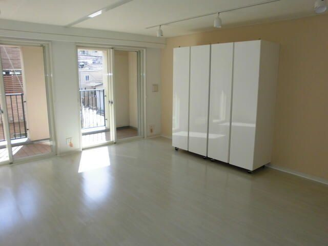 ラ・ベラ・ヴィータの居間・リビング