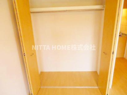 ソレアード田園の収納|洋室についている収納です★