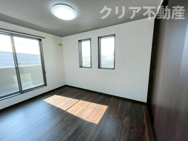 【洋室】 | 館林市富士見町中古住宅