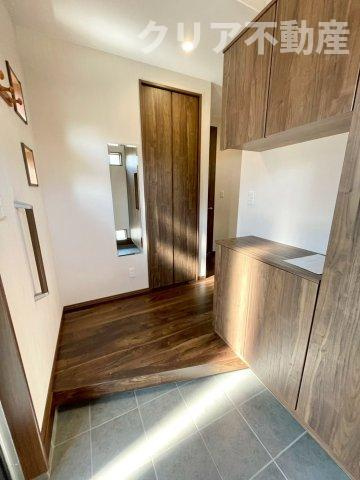 【玄関】 | 館林市富士見町中古住宅