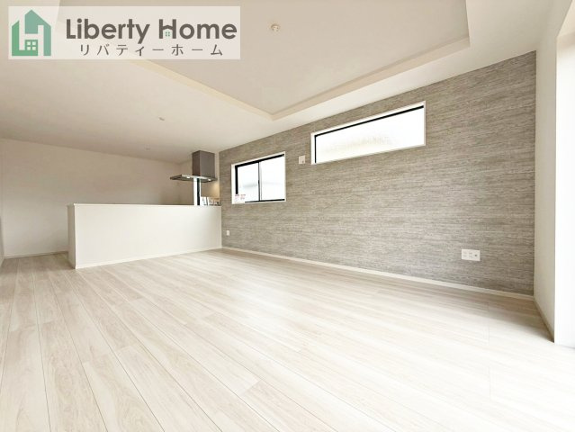 土浦市桜町2期　新築戸建　2号棟の居間・リビング