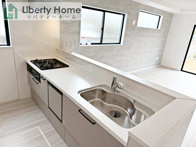 土浦市桜町2期　新築戸建　2号棟のキッチン