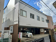 メゾンマキシムの画像