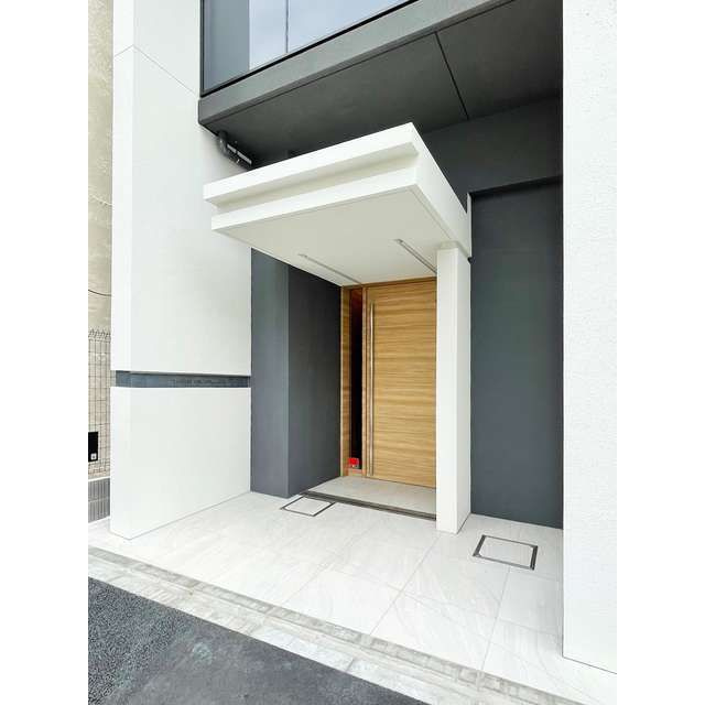 トラバース門前仲町のエントランス