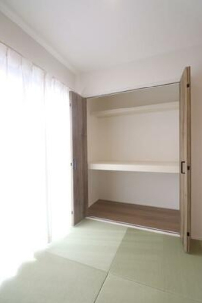 LAVIE久万ノ台2501Cの和室