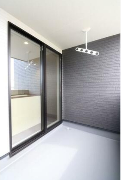 LAVIE久万ノ台2501Cのバルコニー