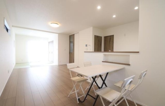 LAVIE久万ノ台2501Cの居間・リビング