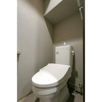 【トイレ】 | ドゥーエ横濱鶴見 | 温水洗浄便座付き♪