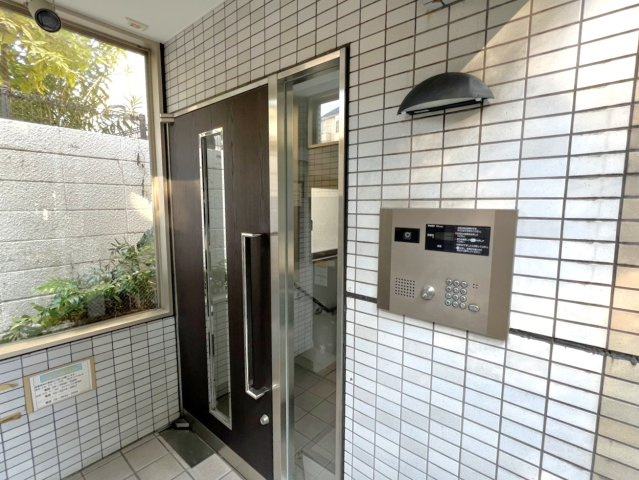 【エントランス】