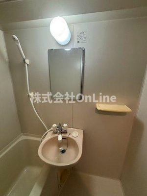 【洗面所】 | クレセント谷町