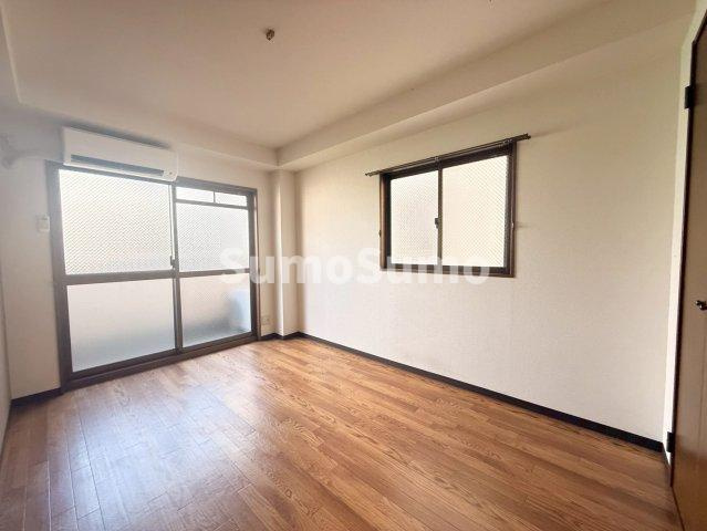 ヴィラ田中町の居間・リビング