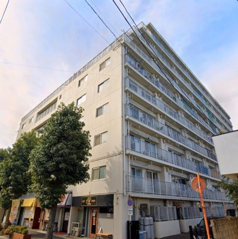 マンション第八松戸の外観