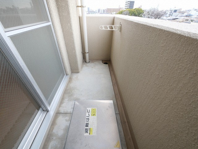 ジュネス東住吉弐番館のバルコニー