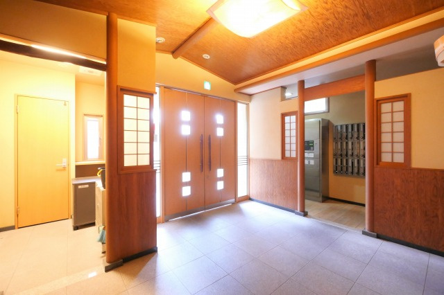 ジュネス東住吉弐番館のロビー