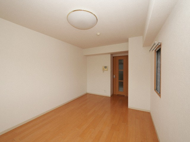 ジュネス東住吉弐番館の居間・リビング