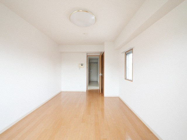 ジュネス東住吉弐番館の居間・リビング